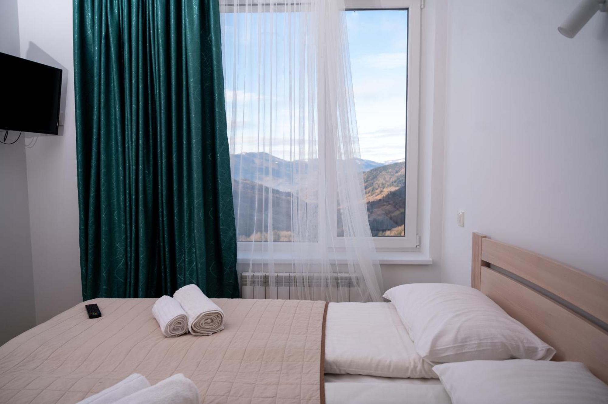 Hotel Kamyanka Mizhhirya  Zewnętrze zdjęcie