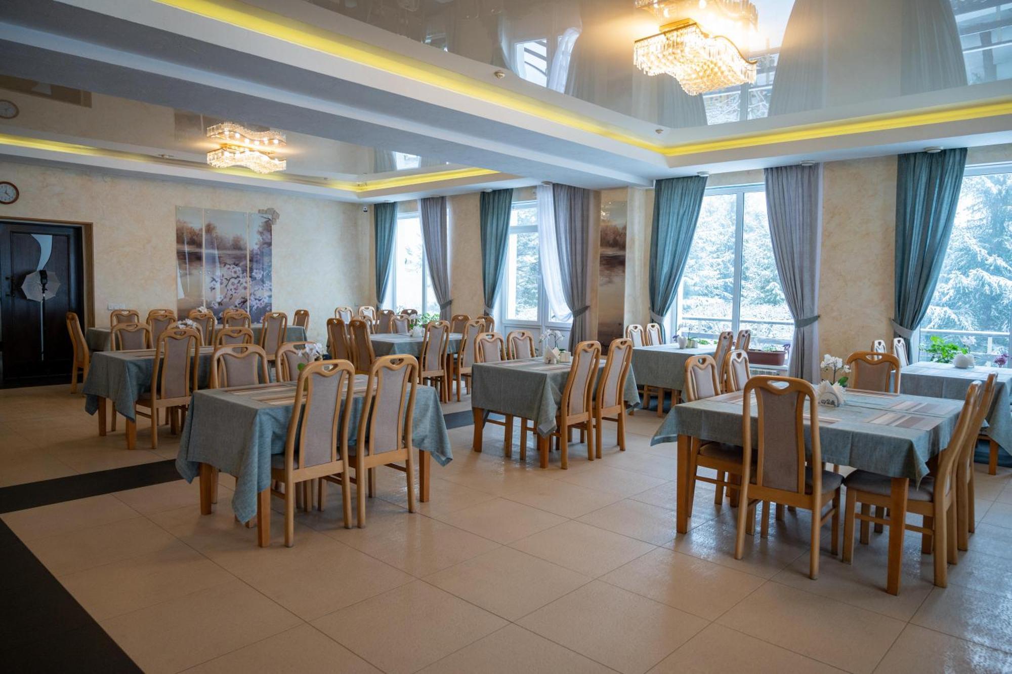Hotel Kamyanka Mizhhirya  Zewnętrze zdjęcie